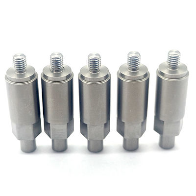 SS303 SS304 Aanbevolen CNC-bewerkingsdiensten Precieze CNC-onderdelen van roestvrij staal