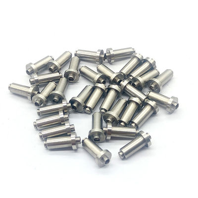 Serviços de usinagem CNC de 5 eixos 304 / 316 Rebites sólidos de aço inoxidável